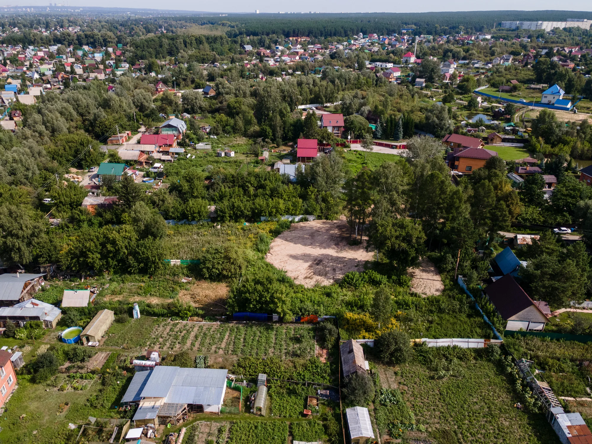Частный сектор вокруг участка
